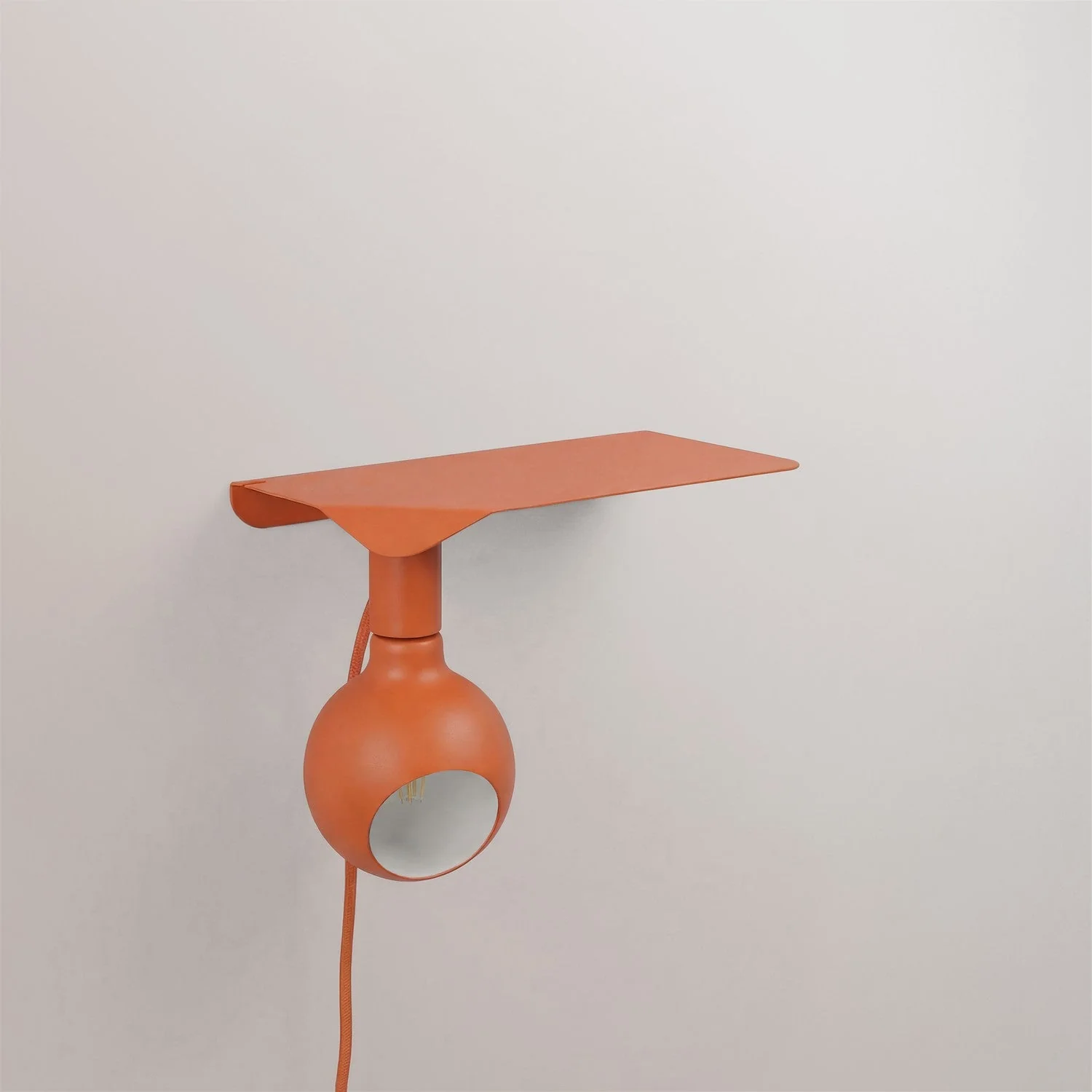 Combo Camo – Lampe mit Regal und UK-Stecker – Orange - Image 5