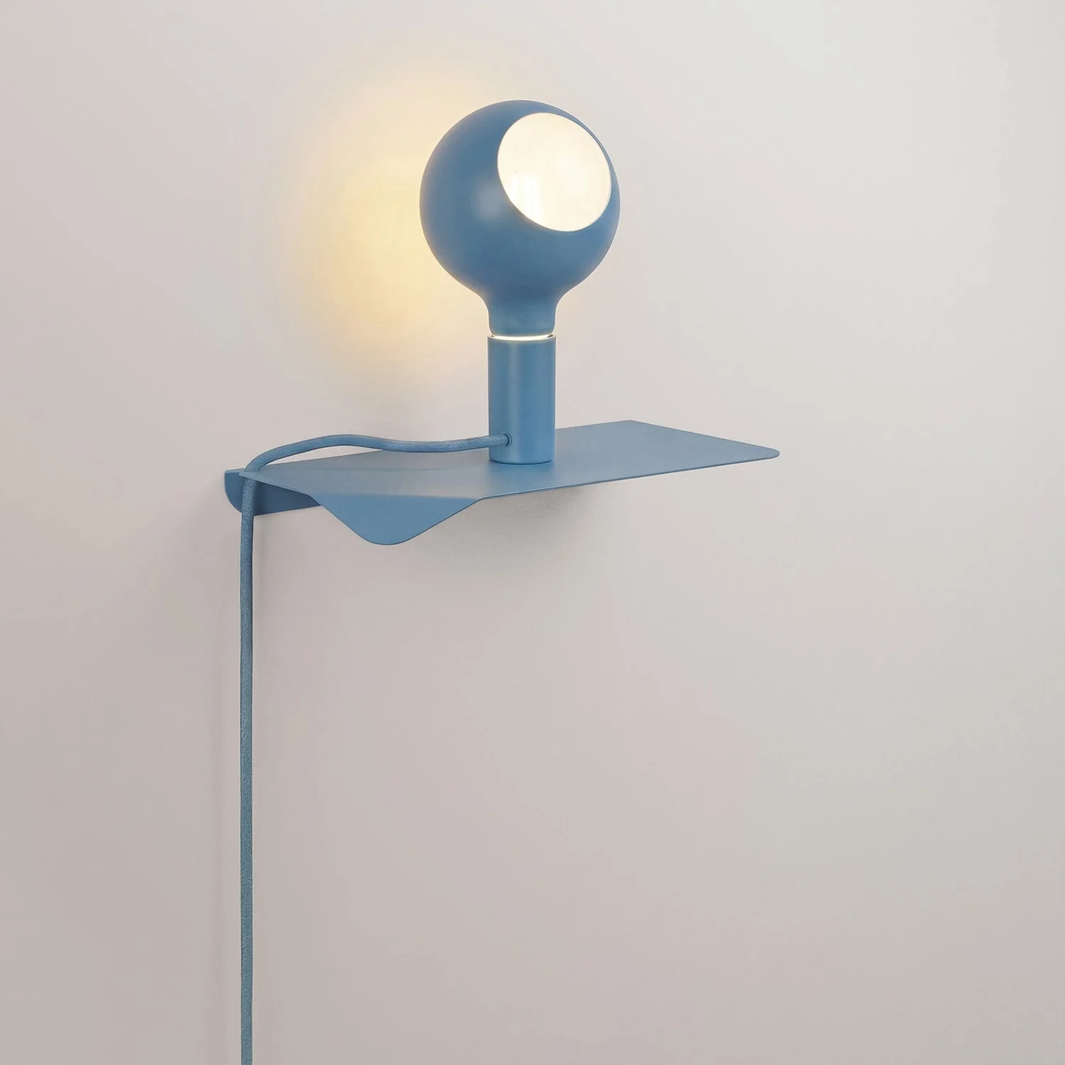 Combo Camo - Lampe mit Ablage und UK-Stecker - Blau