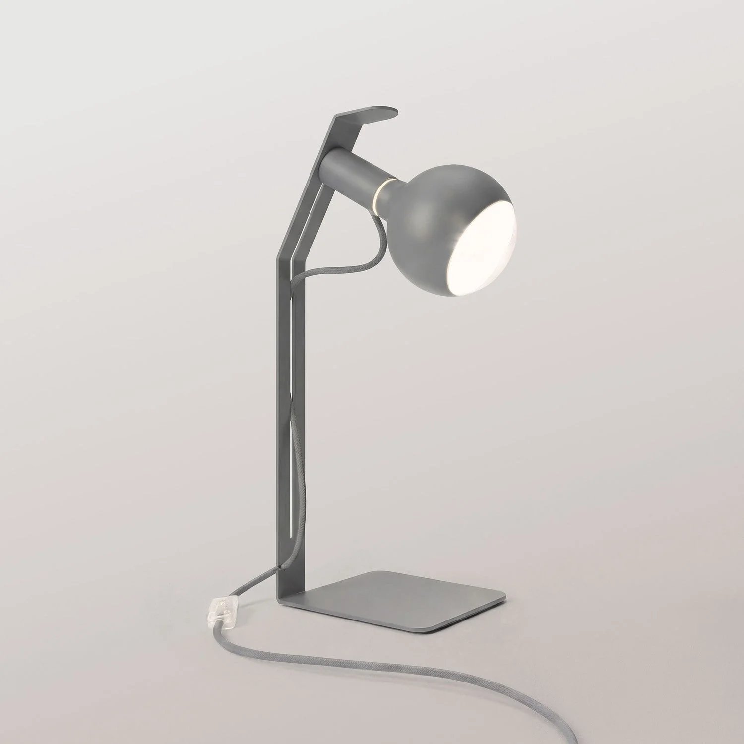 Koso Lucia – Tischlampe mit UK-Stecker – Grau