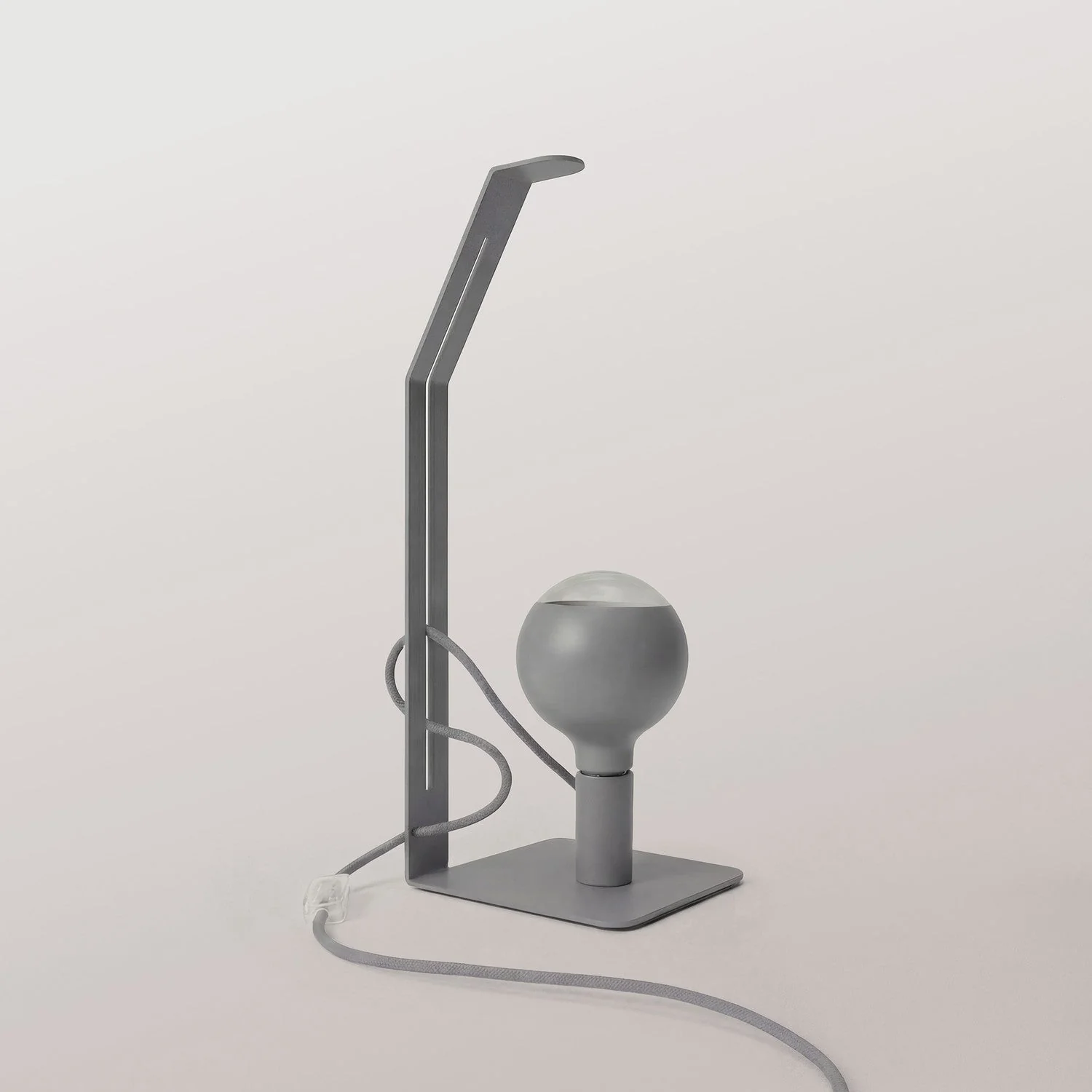 Koso Lucia – Tischlampe mit UK-Stecker – Grau - Image 6