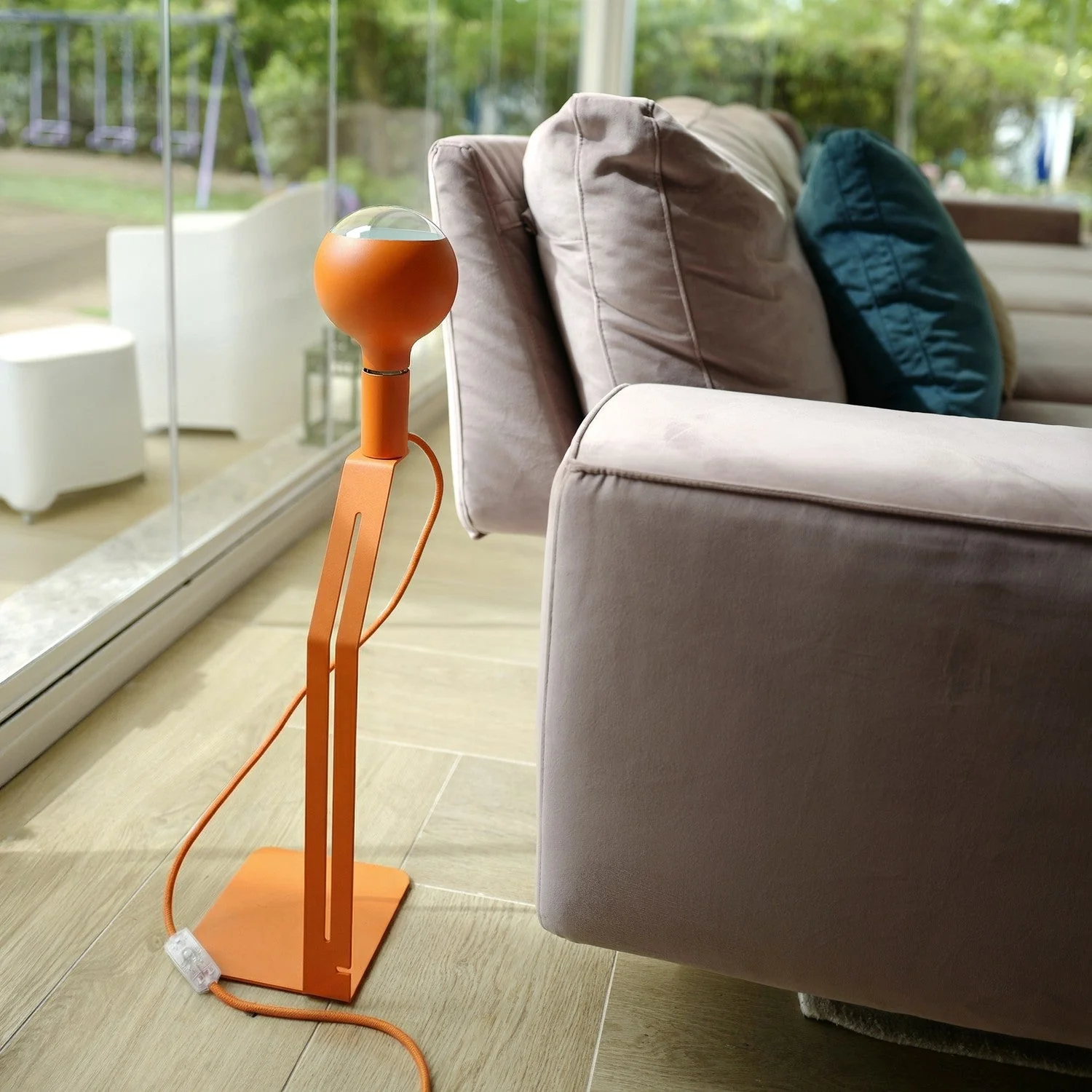Koso Lucia - Tischlampe mit UK-Stecker - Orange - Image 3