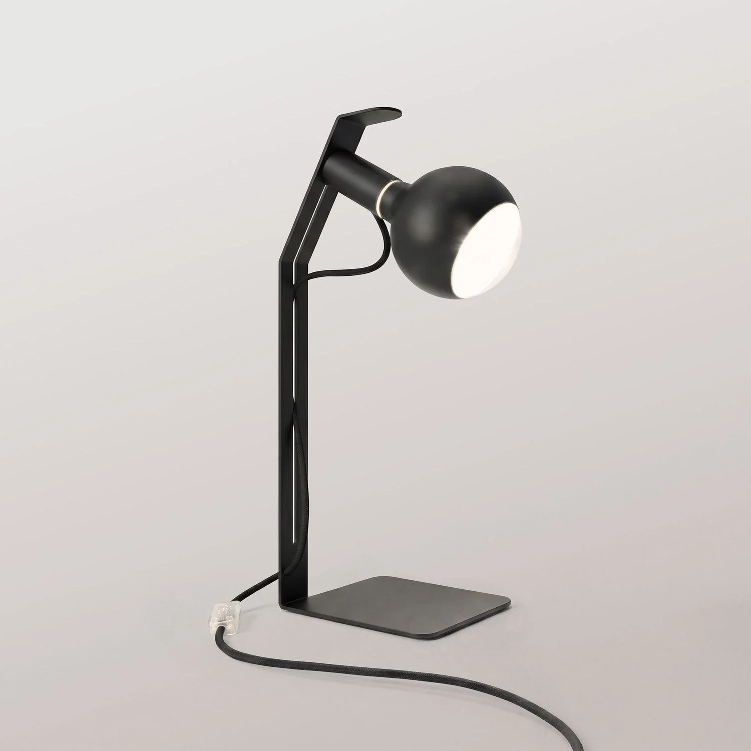 Koso Lucia – Tischlampe mit UK-Stecker – Schwarz