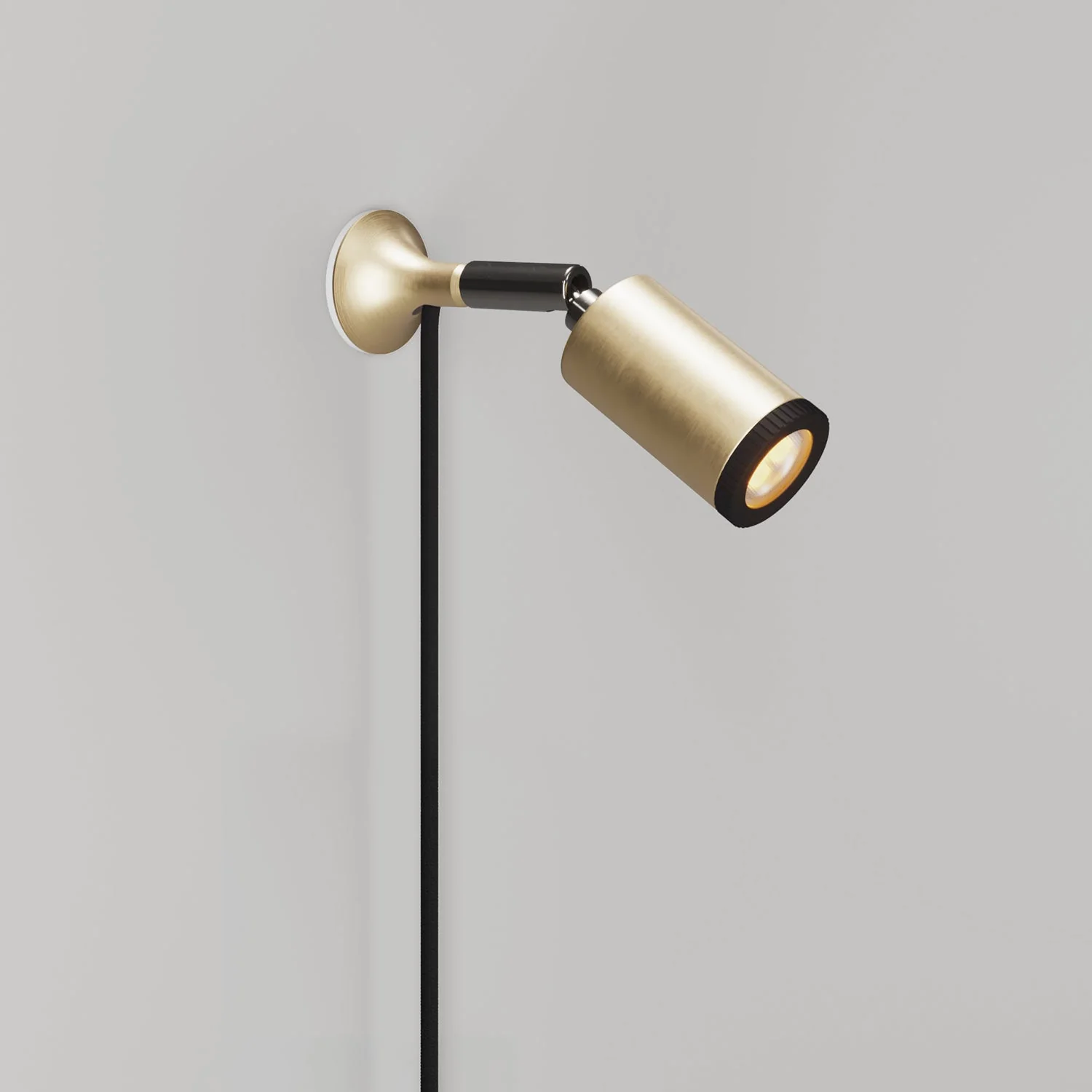 MAG-Y Metallwandleuchte mit Drehgelenk und Spot – Gebürstete Bronze
