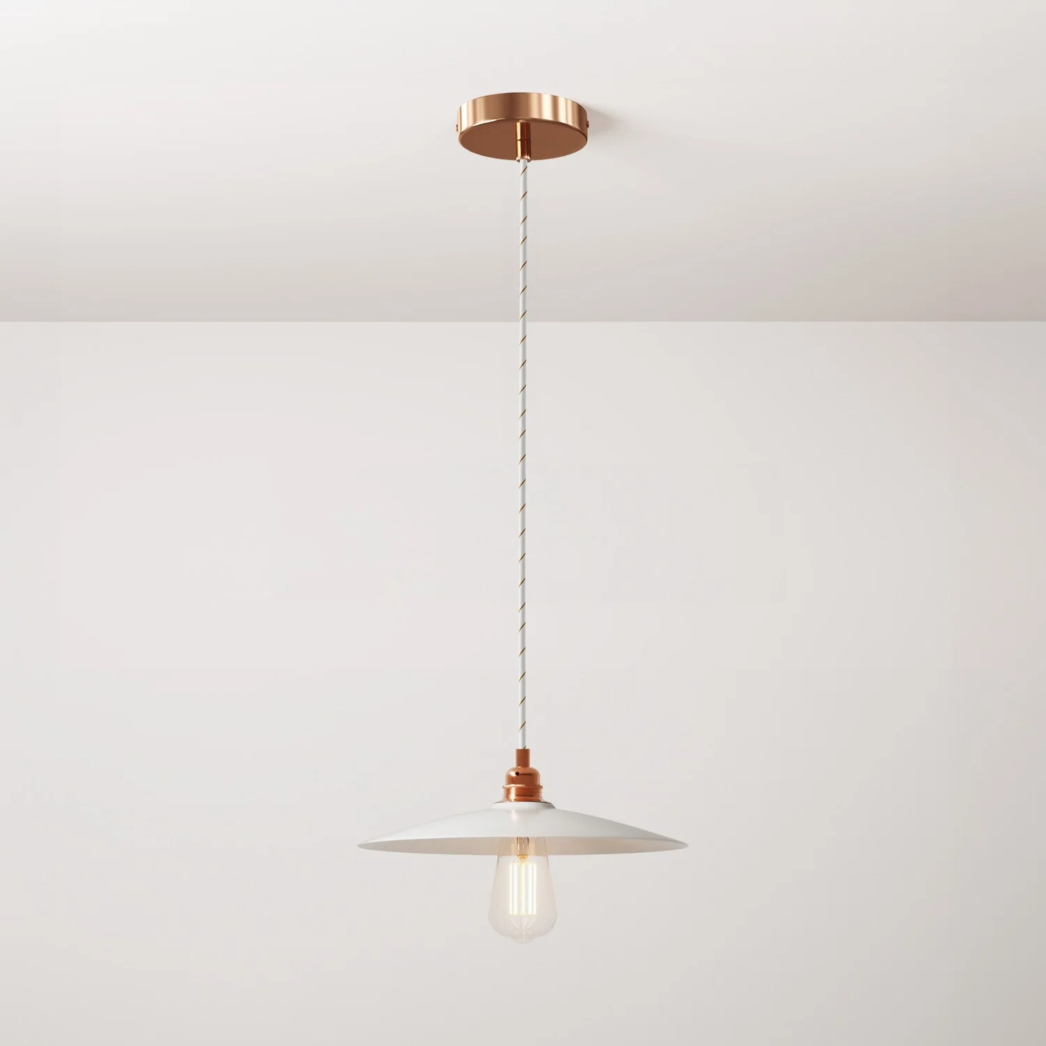 Pendelleuchte komplett mit Textilkabel, flachem Keramikschirm und Metalldetails – Glanzweiß