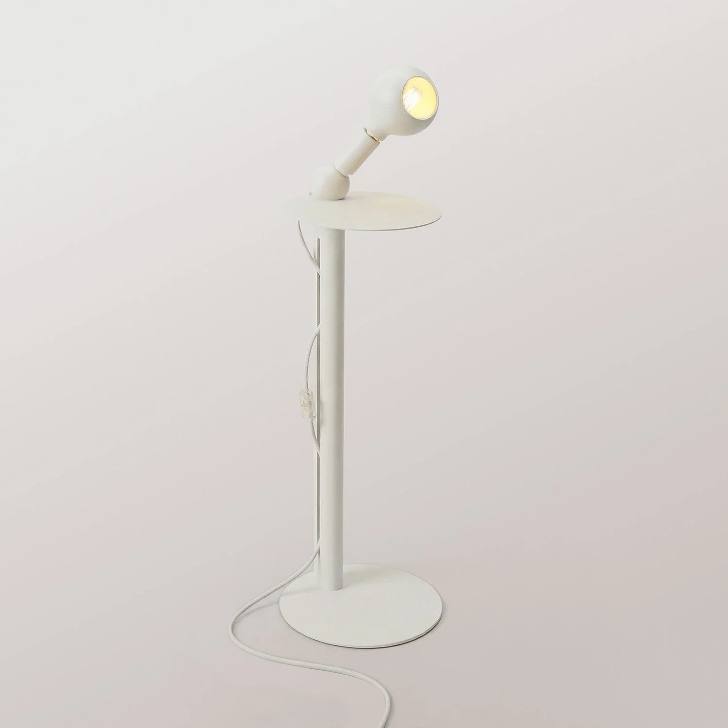 Rocco - Stehlampe mit UK-Stecker und Glühbirne Camo - Weiß