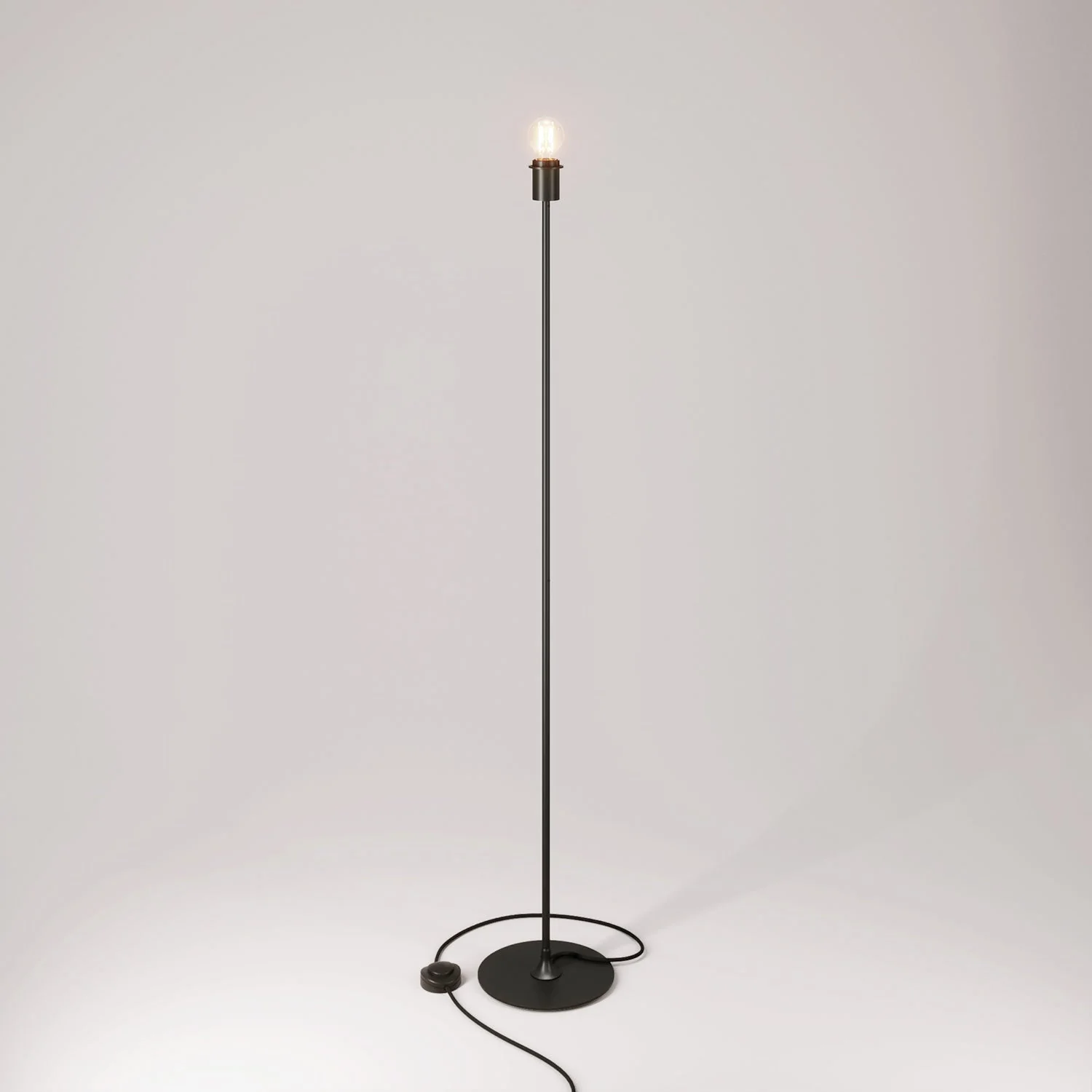 Stehlampe MAG-Y mit runder Metallbasis und Vorbereitung für Lampenschirm - Schwarz