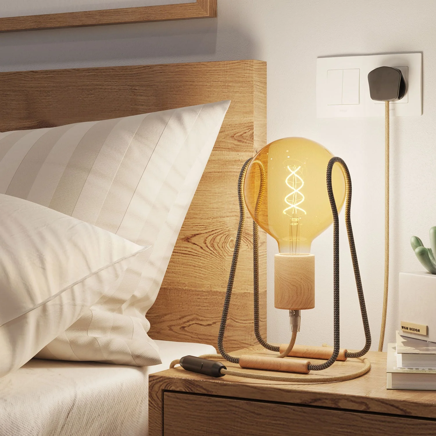 Taché Wood Tischlampe mit UK Stecker – Dunkelgrau Zig Zag - Image 2