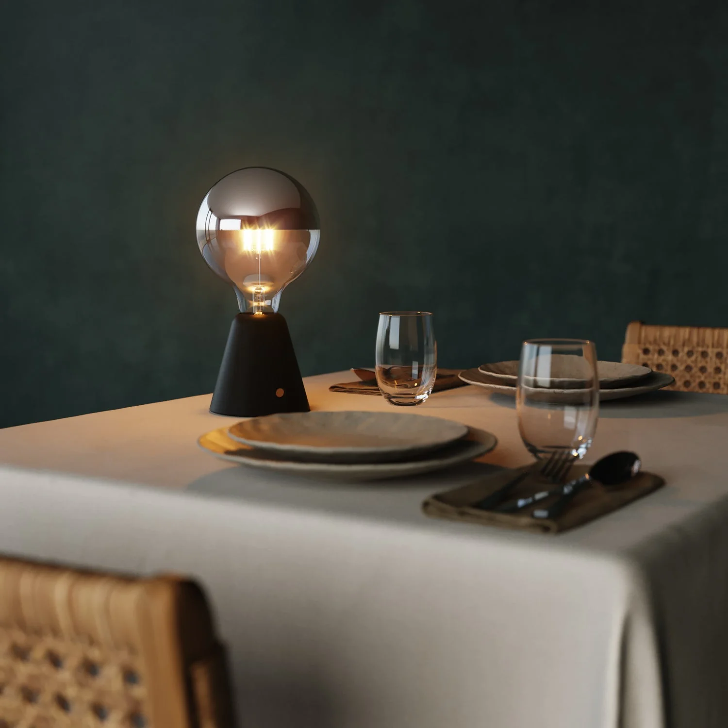 Tragbare, wiederaufladbare Lampe Cabless01 mit Halbglobe-Silberbirne – Schwarz - Image 4